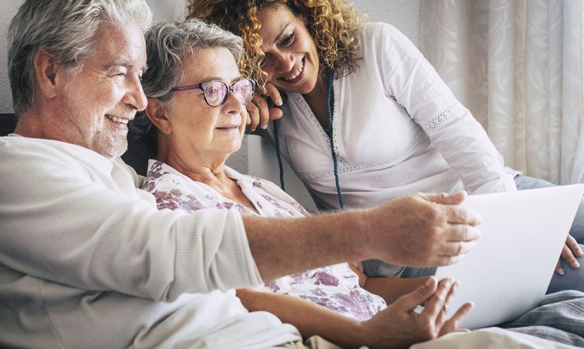 Simple Ways to Prevent Loneliness for your Aging Parent Simple Ways to Prevent Loneliness for your Aging Parent